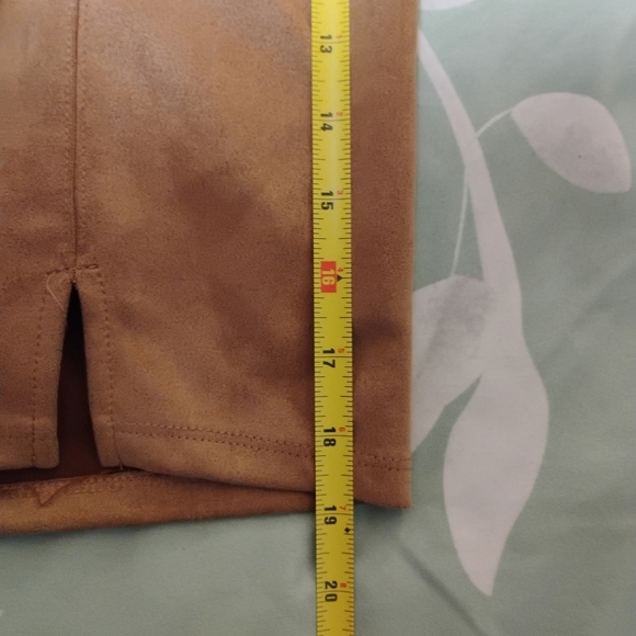 Chic Tan Pencil Skirt for Women - Picture 8 of 8